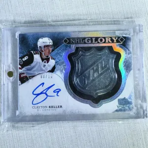 Clayton Keller The Cup NHL Glory Shield /10 rookie front