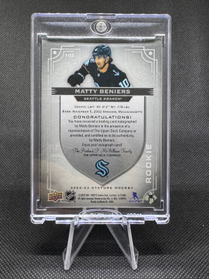 2022-23 Upper Deck Stature Matty Beniers Rookies Auto /199 back