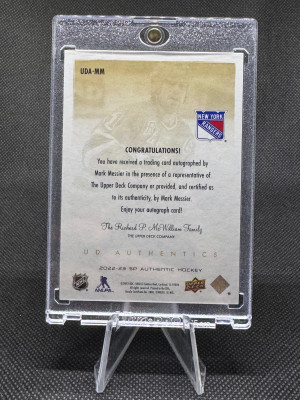 2022-23 Upper Deck SP Authentic Mark Messier UD Authentics Autograph back