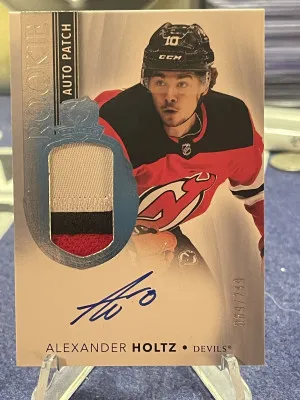 2021-22 UD THE CUP ROOKIE AUTO PATCH RPA #179 DEVILS - ALEXANDER HOLTZ /249 front
