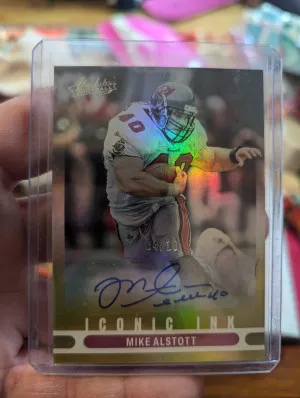2022 Absolute Football Gold Holo Iconic Ink Mike Alstott auto /10 front