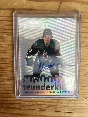 22-23 Stature Matias Maccelli Wunderkind rookie auto front