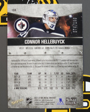 2021-22 Metal Universe Precious Metals Gems Red PMG /100 Connor Hellebuyck back