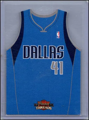 2010-11 Panini Threads #9 Dirk Nowitzki Die-Cut AWAY Jersey front