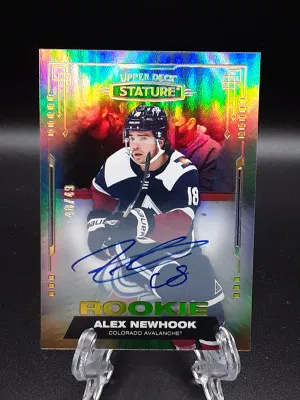 2021-22 Upper Deck Stature Rookie Auto Photo Variant Alex Newhook /49 #134 RC front