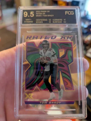 2022 XR Football Tome Brady Rated XR Case hit front
