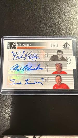 2011-12 SPGU triple significance auto red kelly alex delvecchio ted lindsay SP/10 front