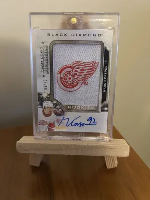 2023-24 Upper Deck Black Diamond - Rookie Team Logo Jumbo Manufactured Patches - Full Logo 1 Autographs #RTL-MK - Marco Kasper (09/10) front