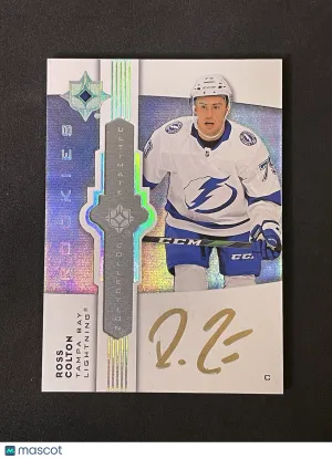 ROSS COLTON 2021-21 Upper Deck Ultimate Collection Rookie Auto GOLD Avalanche front
