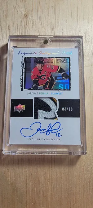 Jerome Iginla Exquisite Autograph Patch /10 front