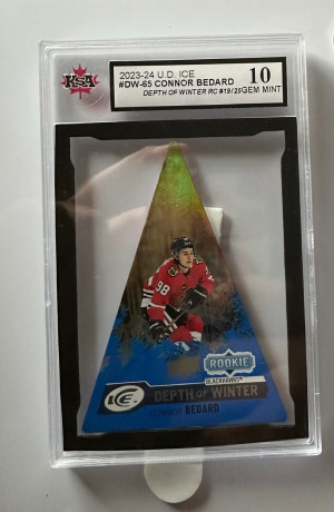 Connor Bedard Ice rookie front