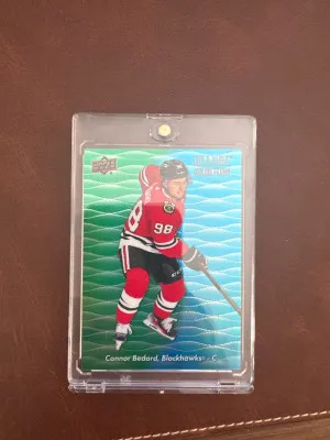 Connor Bedard Allure Green-Blue RC front