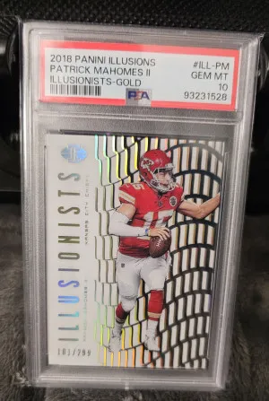 Patrick Mahomes 2018 Illusionists Gold /299 front