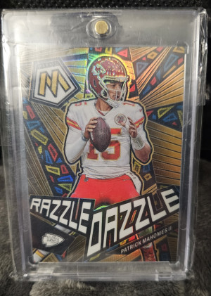 Patrick Mahomes 2023 Mosaic Razzle Dazzle front