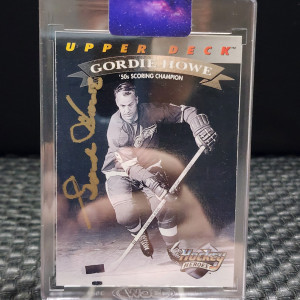 1992 UPPER DECK GORDIE HOWE RED WINGS Hockey Heroes 22 of 27 '50s Scoring Champion JSA Certified Auto front