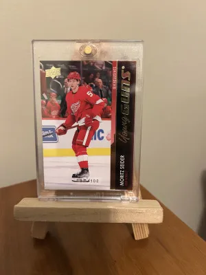 2021-22 Upper Deck Series 2 Moritz Seider #469 Young Guns Exclusives (91/100) front