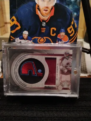 2003-04 Upper Deck Trilogy Limited Threads Patrick Roy /50 front