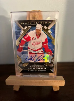 2022-23 Upper Deck Black Diamond Hockey Nicklas Lidstrom #BDL-NL front