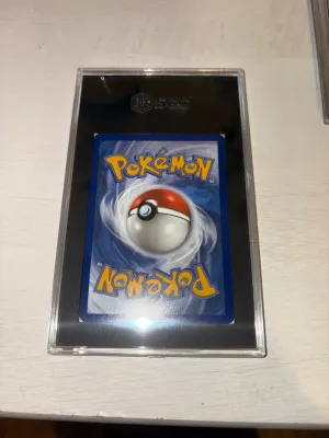 2022 Pokemon SWSH198 Pikachu V back
