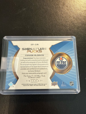 2023-24 Trilogy Signature Pucks Shield Connor Mcdavid SP /3 back