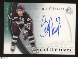 2006 Upper Deck SP Authentic Scott Niedermayer #SN HOF Auto front