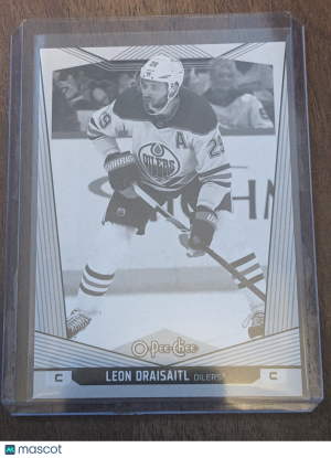 LEON DRAISAITL 2024-25 O-Pee-Chee Black and White Photo Variation Variant Opc front