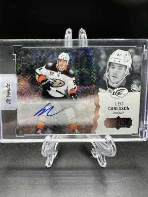 2023-24 Upper Deck Ice Leo Carlsson Rookie Auto White Snowflake Hit Parade front