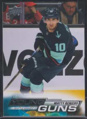 Matty Beniers 2022-23 Upper Deck Series One Young Guns front