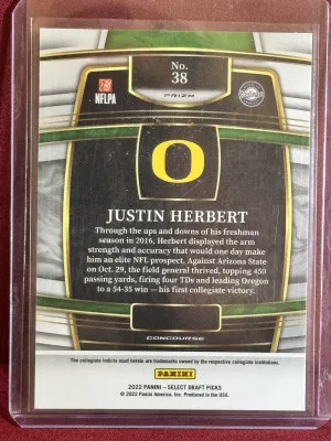 2022 Panini Select Draft Picks Justin Herbert #38 Concourse Dragon Scale Prizm back