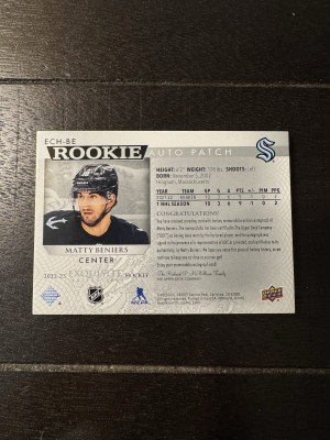 2022-23 Upper Deck Exquisite Hockey Matty Beniers Rookie Patch Auto /25 Kraken back