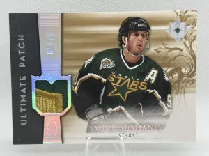 2006-07 Ultimate Collection Mike Modano Game Used Patch/75 front