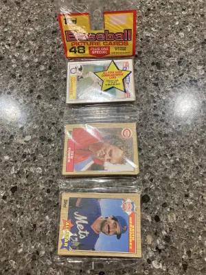 1987 Topps Baseball Hanger Pack Sealed front