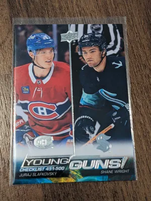 Juraj slafkovsky and Shane wright young guns checklist front