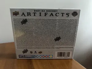 2021-22 Upper Deck Artifacts Hobby Box back