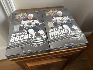 2021-22 Upper Deck Series 1 Hobby Box X2 front