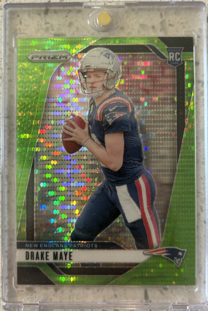 Drake Maye 2024 Panini Prizm Green Pulsar Rookie front