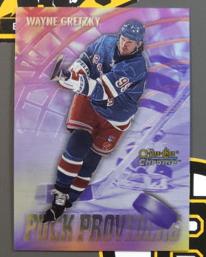 1998-99 O-Pee-Chee Chrome Season's Best Puck Providers Wayne Gretzky front