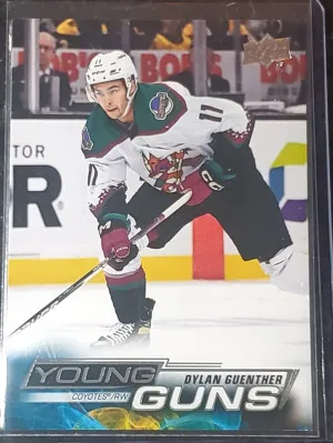 2022-23 Upper Deck Young Guns Dylan Guenther #497 Arizona Coyotes front