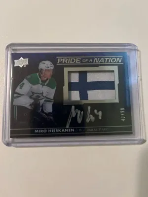 Miro Heiskanen 2021-22 SPx Pride Of A Nation Auto #40/99 front