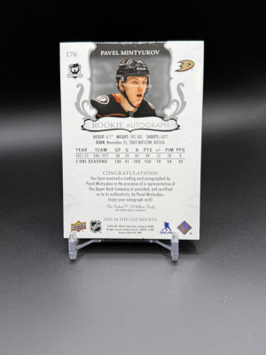 2023/24 UD CUP HOCKEY PAVEL MINTYUKOV GOLD ROOKIE ON CARD RARE SP 25/36 back