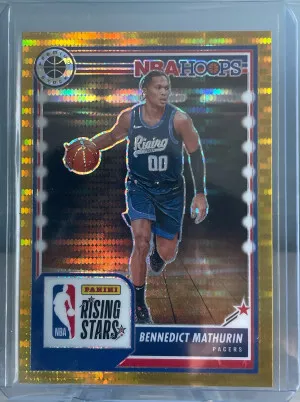 2023-24 NBA Hoops Premium Stock Benedict Mathurin Rising Stars Gold Pulsar #/10 front