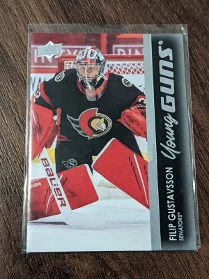 Filip Gustavsson 2021-22 Upper Deck Series 1 Young Guns #225 Rookie front