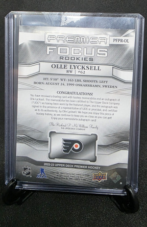 2022-23 Upper Deck Premier - Premier Focus Rookies Auto Patch Olle Lycksell /125 back
