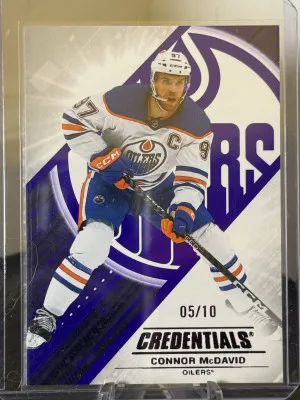 2024-25 Credentials Connor McDavid Purple /10 front