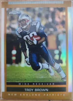 2003 Topps Chrome Troy Brown Gold Refractor front