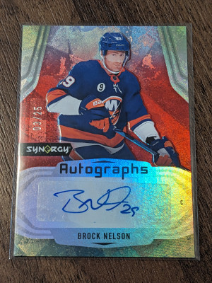 Brock Nelson Auto /25 2021-22 Synergy Autographs Red #ABN front