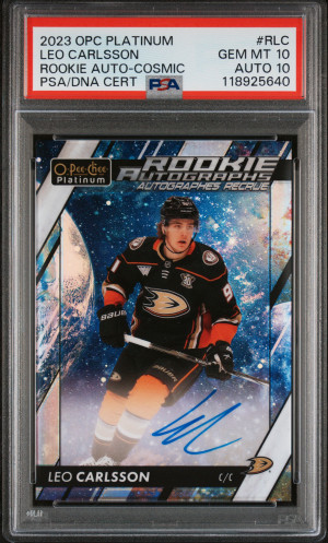 2023 O-Pee-Chee Platinum Rookie Autographs Leo Carlsson Rookie Auto-Cosmic front