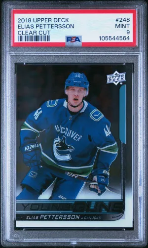 2018 Upper Deck Elias Pettersson Clear Cut front