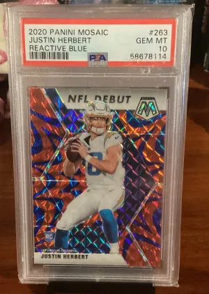 2020 Panini Mosaic Justin Herbert Blue Red Reactive PSA 10 front