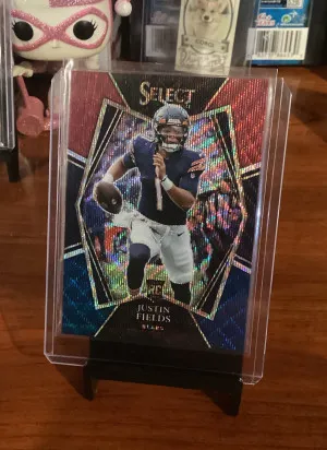 2021 Panini Select Justin Fields Tri-color Rookie /199 front